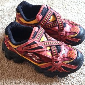 Kids Ironman slip on sneakers